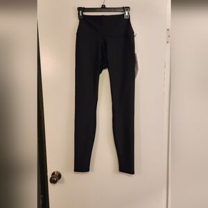 ALO Airlift Black Leggings NWT Size M
